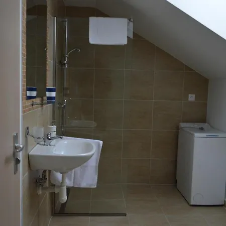 Ager Apartment *